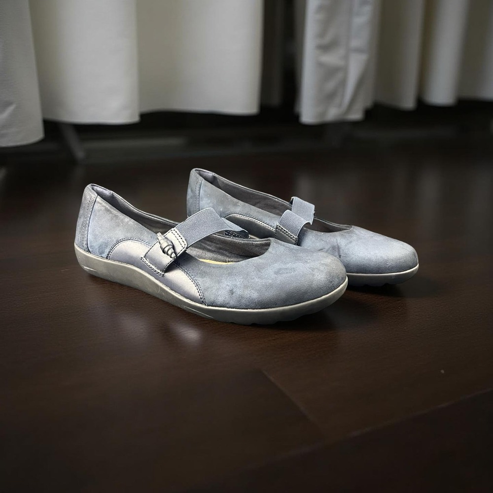 EUC Clarks Collection Blue Suede Mary Jane Ballet Flat Shoes Womens 9.5 M